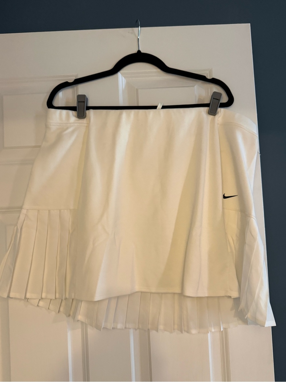 Nike White Pleated Circle Golf Skirt